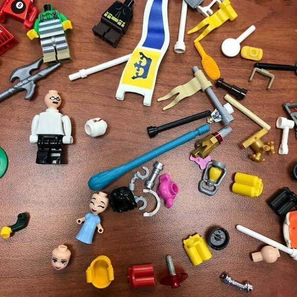 Lego minifigures accessories -‎ pieces - parts and other stuff - Picture 6 of 7